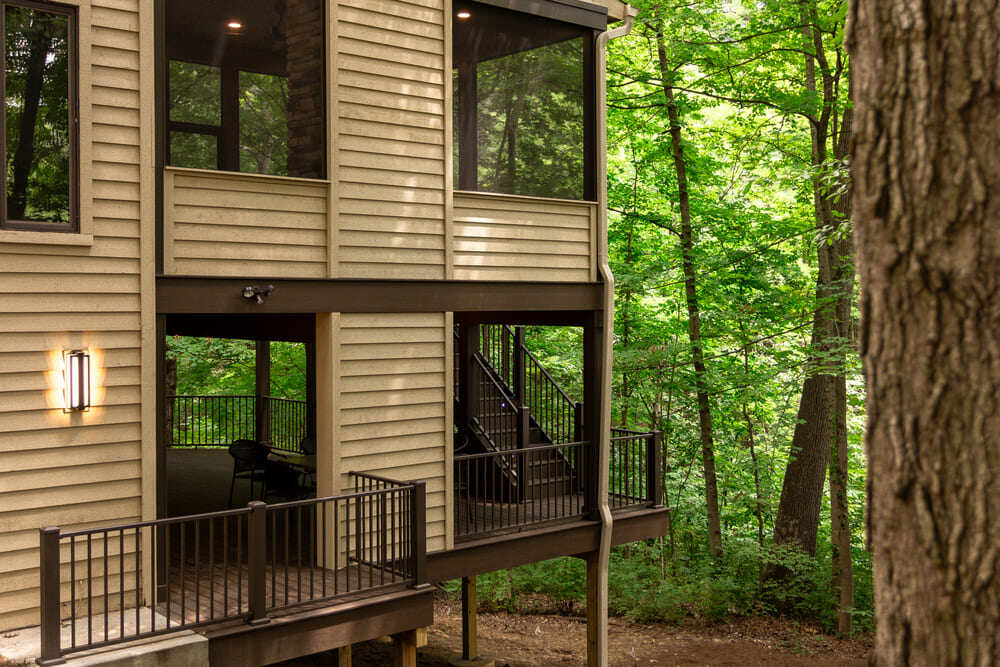 Two-tier deck in Cincinnati, OH by Legacy Builders